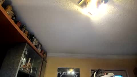 Snapshot of sven1405 chatting on February 20, 6:28 am sven1405 online show from February 20, 6:28 am