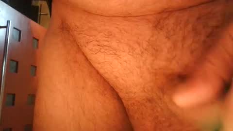 Snapshot of sven1405 chatting on February 18, 8:21 am sven1405 online show from February 18, 8:21 am