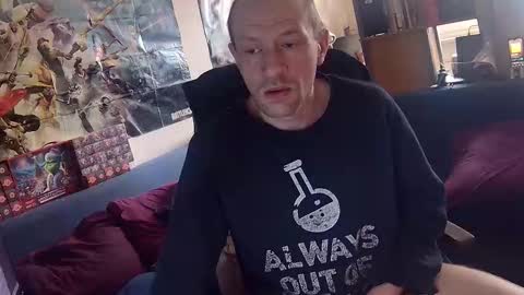 Snapshot of svenerd______ chatting on February 14, 9:06 am svenerd______ online show from February 14, 9:06 am