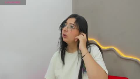 Snapshot of svetlana_3 chatting on May 9, 7:52 pm Svetlana online show from May 9, 7:52 pm