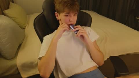 Nate 3 online show from January 4, 2:14 am