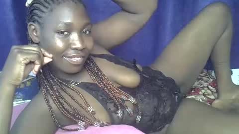 Snapshot of swagg_rasta chatting on May 13, 6:16 pm swagg rasta online show from May 13, 6:16 pm