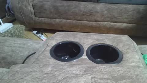 Snapshot of sweerie20 chatting on December 17, 8:37 pm sweerie20 online show from December 17, 8:37 pm