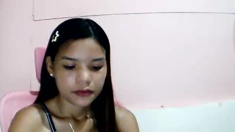 Snapshot of sweet01pinay chatting on May 29, 3:10 pm sweet01pinay online show from May 29, 3:10 pm