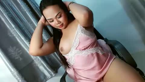 sweet18_jasmine online show from February 11, 12:05 pm