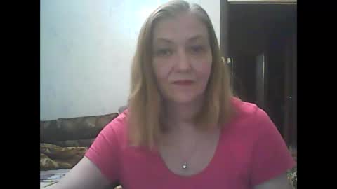 sweet4blonde67 online show from May 24, 3:28 pm