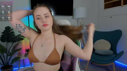 Sweet  Amily online show from May 26, 12:45 pm