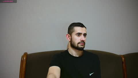 Snapshot of sweet__daddy8 chatting on December 21, 10:30 pm BredEmiliya online show from December 21, 10:30 pm