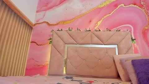 sweet__luna__ online show from May 28, 10:56 am