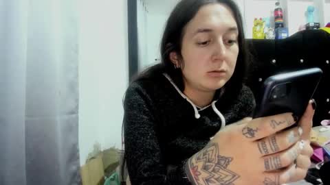 sweet__suck69bitch online show from March 19, 4:38 am