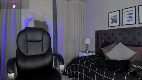 Vanessa online show from December 4, 4:11 am