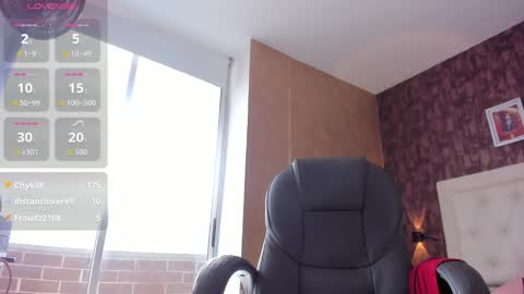 Vanessa online show from February 1, 5:00 pm