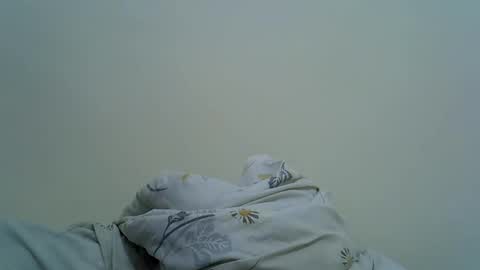Snapshot of sweet_aly1 chatting on May 25, 9:04 am Alice online show from May 25, 9:04 am
