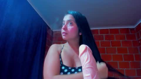 sweet and hot alaia online show from February 13, 2:40 am