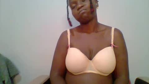 Snapshot of sweet_arianna_ chatting on February 15, 10:11 am timaya online show from February 15, 10:11 am