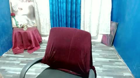 Snapshot of sweet_asian143 chatting on June 17, 5:32 am Chelsy online show from June 17, 5:32 am