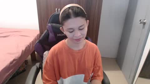 sweet_cassyxx online show from February 17, 4:24 pm