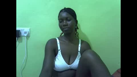 sweet_cherie1 online show from April 10, 6:34 pm