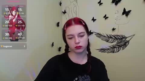 Snapshot of sweet_cherryg chatting on December 14, 11:18 am Ivy online show from December 14, 11:18 am