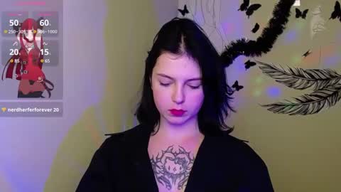 Snapshot of sweet_cherryg chatting on February 14, 2:23 pm Ivy online show from February 14, 2:23 pm