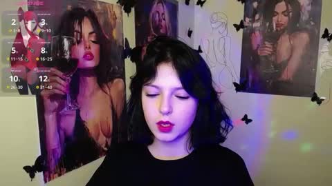 Snapshot of sweet_cherryg chatting on February 27, 2:00 pm Ivy online show from February 27, 2:00 pm