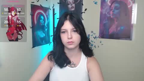 Snapshot of sweet_cherryg chatting on September 14, 12:15 pm Ivy online show from September 14, 12:15 pm