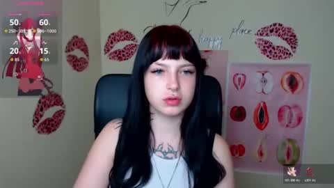Ivy online show from May 17, 6:48 pm