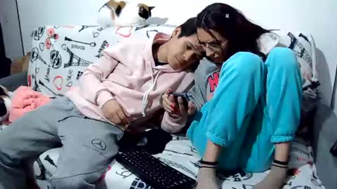 Sweet cum online show from August 6, 9:33 am