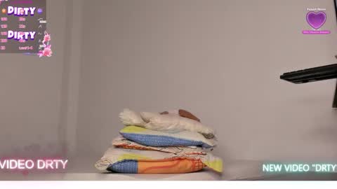 ZAFIRO QUIROZ online show from January 13, 12:21 pm