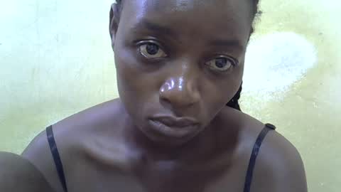 Snapshot of sweet_elena24 chatting on June 20, 7:22 am shillah online show from June 20, 7:22 am
