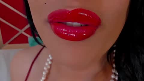 sweet_eliizabeth online show from June 24, 1:10 pm