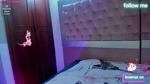 Snapshot of sweet_emmili chatting on February 12, 11:49 am emmili online show from February 12, 11:49 am