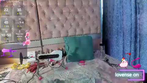 Snapshot of sweet_emmili chatting on July 9, 12:20 pm emmili online show from July 9, 12:20 pm