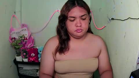 sweet_frex123 online show from September 18, 11:34 am