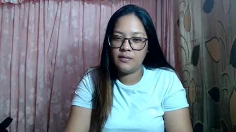 Snapshot of sweet_freya1999 chatting on July 21, 12:24 am sweet_freya1999 online show from July 21, 12:24 am
