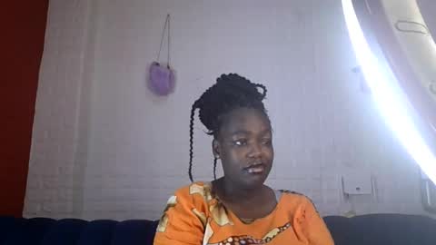 Snapshot of sweet_hennessey chatting on May 11, 4:04 pm sweet_hennessey online show from May 11, 4:04 pm