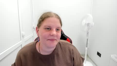 Snapshot of sweet_karla_la chatting on July 12, 2:19 pm Karla online show from July 12, 2:19 pm