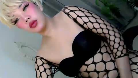 sweet_katrina69 online show from February 18, 12:23 pm