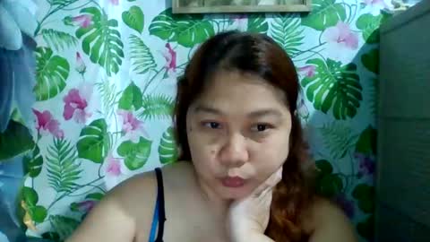 Snapshot of sweet_kayley chatting on January 11, 2:04 pm sweet_kayley online show from January 11, 2:04 pm
