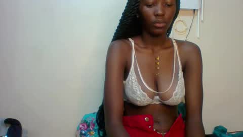 Snapshot of sweet_kcandy chatting on May 6, 9:14 am Sweet KCandy online show from May 6, 9:14 am