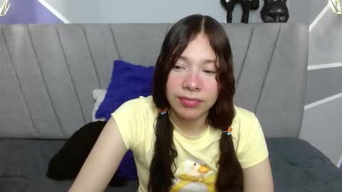 sweet_kitty_05 online show from February 12, 11:33 pm