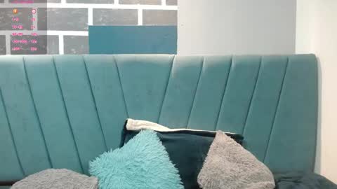 Snapshot of sweet_kitty_05 chatting on May 15, 10:50 pm sweet_kitty_05 online show from May 15, 10:50 pm