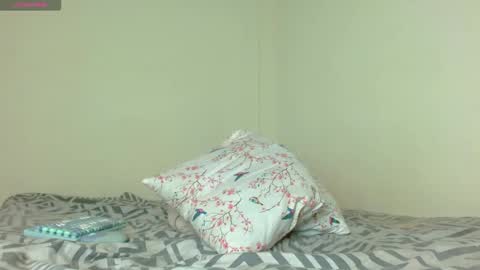 Snapshot of sweet_laraaa chatting on March 2, 5:08 am Fernanda independent model online show from March 2, 5:08 am