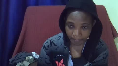 Snapshot of sweet_lessly chatting on January 17, 2:33 pm sweet_lessly online show from January 17, 2:33 pm