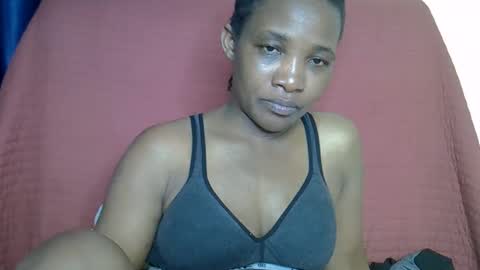 Snapshot of sweet_lessly chatting on February 2, 10:08 pm sweet_lessly online show from February 2, 10:08 pm