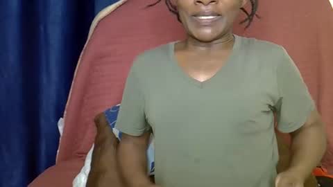 Snapshot of sweet_lessly chatting on February 9, 11:53 pm sweet_lessly online show from February 9, 11:53 pm