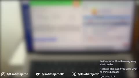 Snapshot of sweet_littleee chatting on February 1, 9:13 pm free private online show from February 1, 9:13 pm