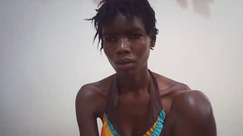 Snapshot of sweet_liz6510 chatting on May 14, 8:32 am Liz online show from May 14, 8:32 am