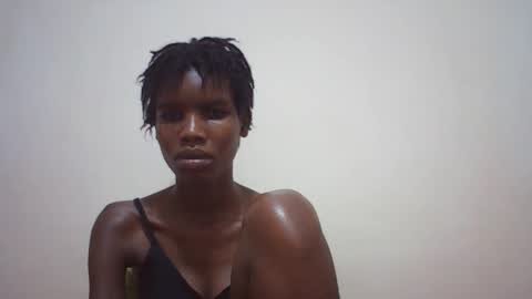 Snapshot of sweet_liz6510 chatting on May 23, 3:16 pm Liz online show from May 23, 3:16 pm