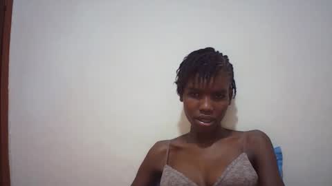Snapshot of sweet_liz6510 chatting on May 27, 1:57 am Liz online show from May 27, 1:57 am